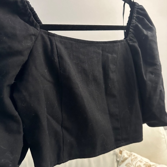 Linen black crop top - Picture 2 of 3